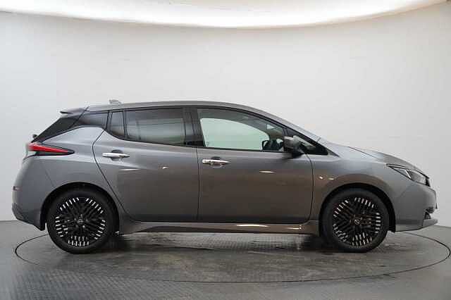 Nissan LEAF 39KW Tekna Auto with BOSE Audio and Pro Pilot Technology