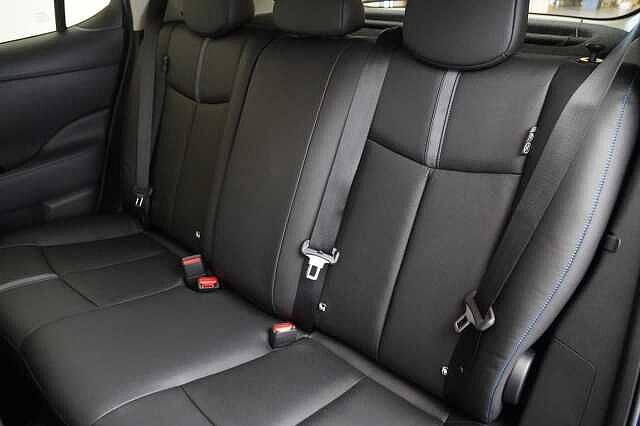 Nissan LEAF 39KW Tekna Auto with BOSE Audio and Pro Pilot Technology