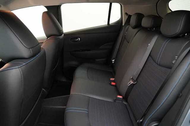 Nissan LEAF 39KW N-Connecta Auto with Pro Pilot Pack + Sat Nav and 360 View Cameras