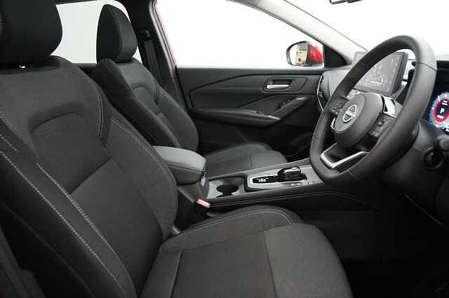 Nissan Qashqai 1.5 190 e-Power N-Connecta Auto with Glass Roof + Sat Nav and 360 Cameras
