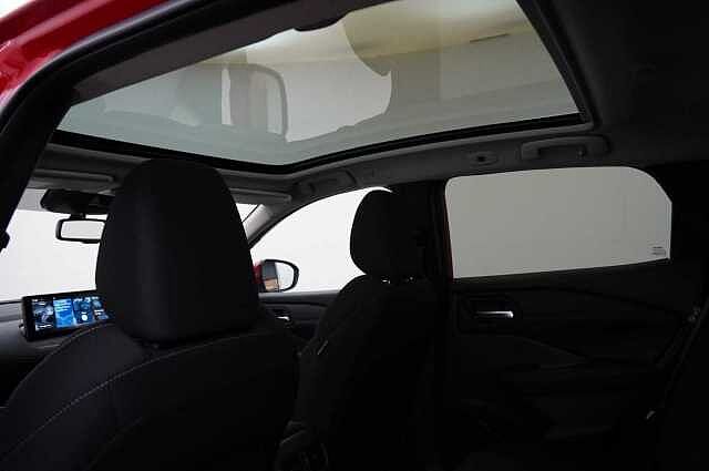 Nissan Qashqai 1.5 190 e-Power N-Connecta Auto with Glass Roof + Sat Nav and 360 Cameras