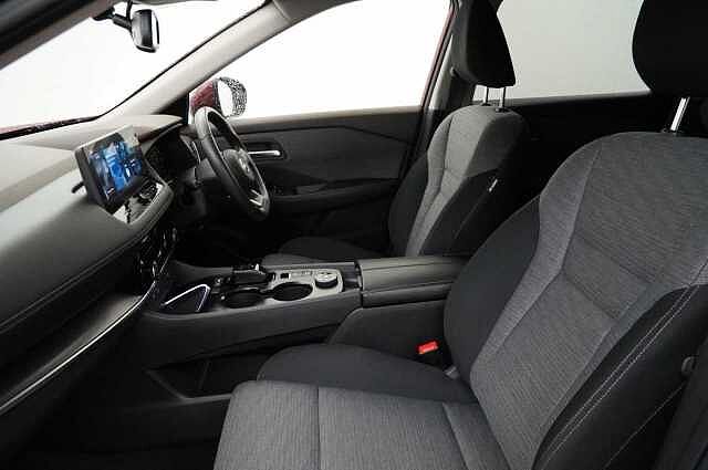 Nissan X-Trail 1.5 e-Power e-4ORCE AWD 213 N-Connecta Auto with 5 Seats and 360 Cameras