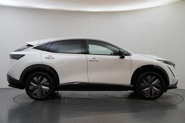 Nissan ARIYA 63KW Shiro Limited Edition Auto with Sat Nav and Rear View Camera