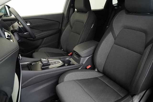 Nissan Qashqai 1.3 DIG-T MH 158 N-Connecta Auto with Nav + 360 Cameras and Glass Roof Pack