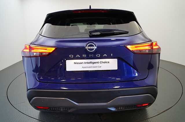 Nissan Qashqai 1.3 DIG-T MH 158 N-Connecta Auto with Nav + 360 Cameras and Glass Roof Pack