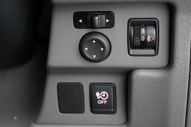 Nissan e-NV200 40KW Acenta Auto Panel Van with Auto Air Con