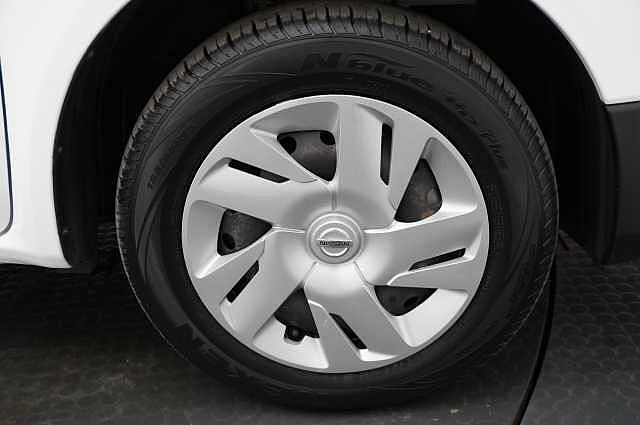 Nissan e-NV200 40KW Acenta Auto Panel Van with Auto Air Con