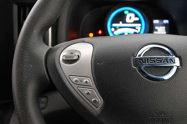 Nissan e-NV200 40KW Acenta Auto Panel Van with Auto Air Con