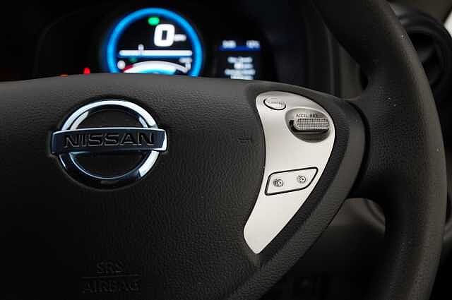 Nissan e-NV200 40KW Acenta Auto Panel Van with Auto Air Con