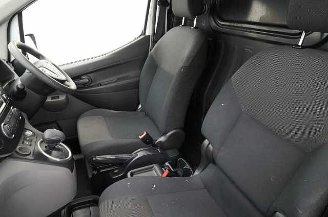 Nissan e-NV200 40KW Acenta Auto Panel Van with Auto Air Con