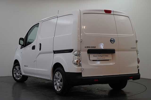 Nissan e-NV200 40KW Acenta Auto Panel Van with Auto Air Con