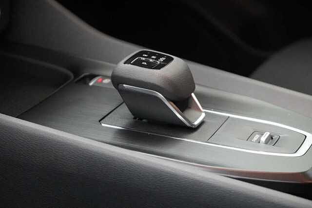 Nissan Qashqai 1.3 DIG-T MH 158 Acenta Premium X-Tronic Auto with Rear View Camera