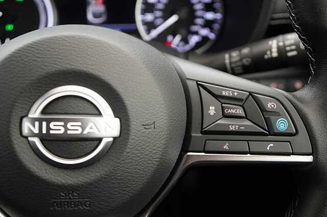 Nissan Juke 1.6 143 HEV Hybrid Tekna Auto with BOSE Audio and Pro Pilot Technology