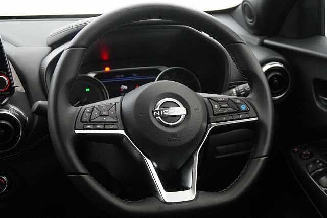 Nissan Juke 1.6 143 HEV Hybrid Tekna Auto with BOSE Audio and Pro Pilot Technology