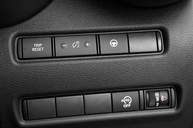 Nissan Juke 1.0 DIG-T 117 Tekna+ with BOSE Audio and Drive Assist Technology