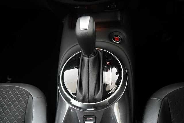Nissan Juke 1.0 DIG-T 114 N-Connecta DCT Auto with Sat Nav and Rear View Camera