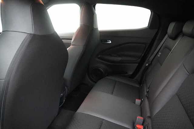 Nissan Juke 1.0 DIG-T 114 N-Connecta DCT Auto with Sat Nav and Rear View Camera