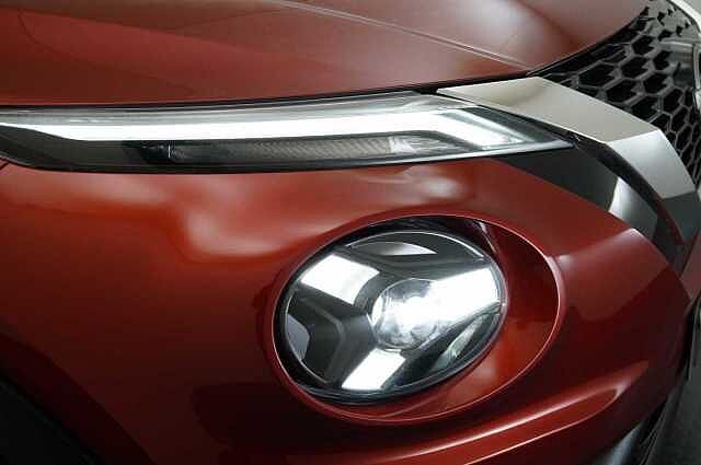 Nissan Juke 1.0 DIG-T 114 N-Connecta with Sat Nav and Rear View Camera