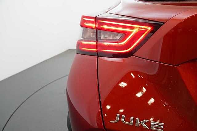 Nissan Juke 1.0 DIG-T 114 N-Connecta with Sat Nav and Rear View Camera