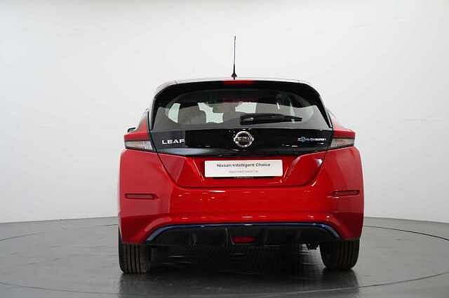 Nissan LEAF 40KW Acenta Auto with Intelligent Cruise Control and Rear View Camera