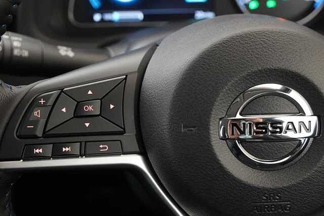 Nissan LEAF 40KW Acenta Auto with Intelligent Cruise Control and Rear View Camera